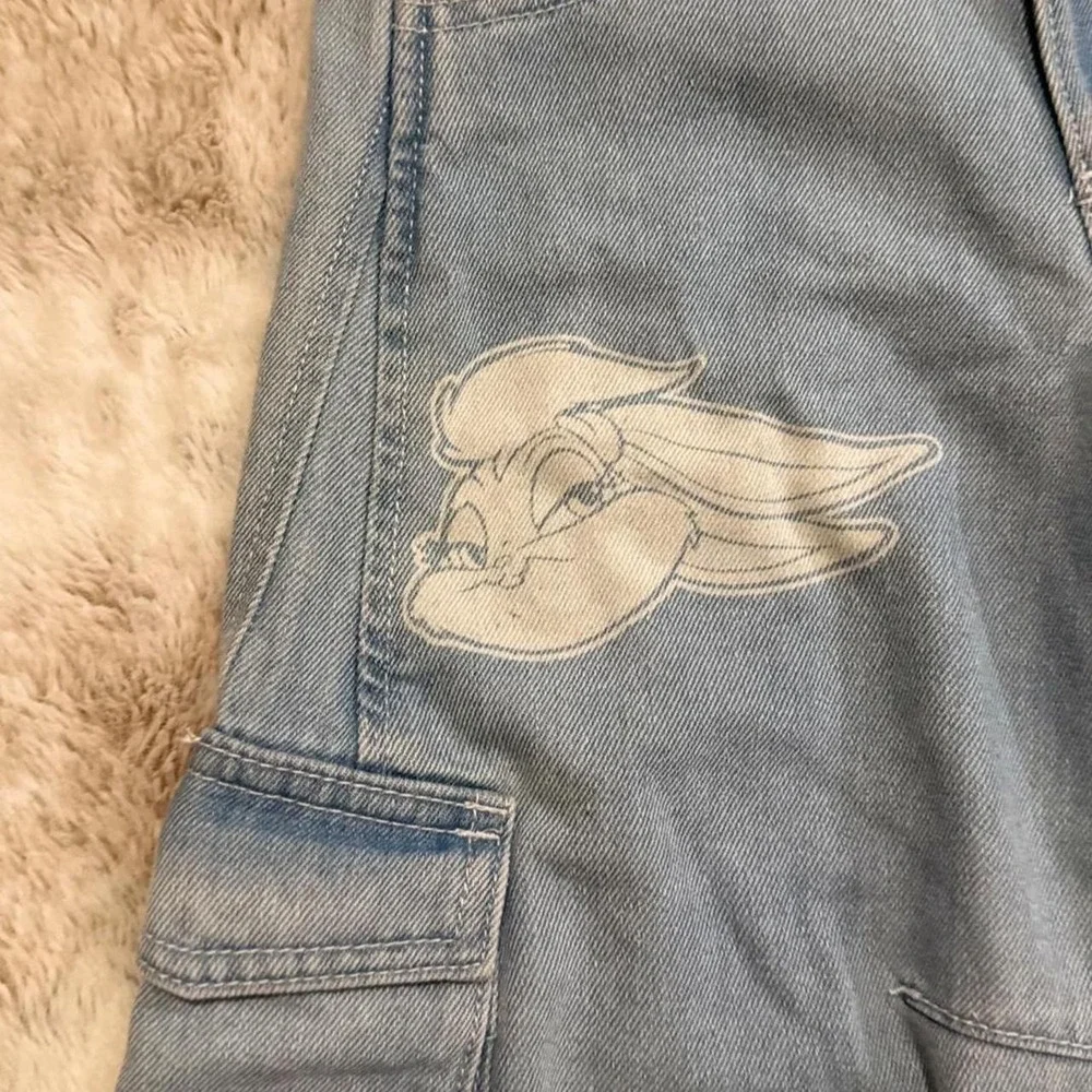 NWT Justice youth girls, Looney Tunes barrel jeans, size 7